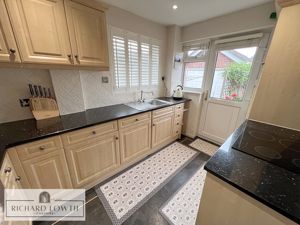 Kitchen- click for photo gallery